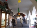 decorazioni portici e capannone piazza santa rosa (8).JPG